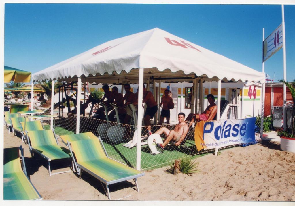 Hotel Pigalle Rimini Ngoại thất bức ảnh